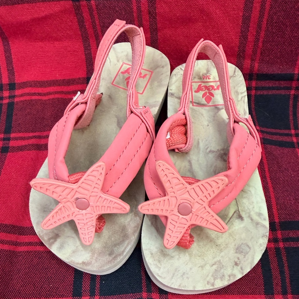 Reef Starfish Pink Kids Sandals